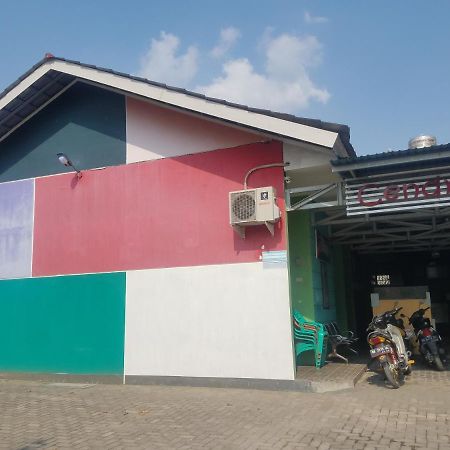 Cendrawasih Syariah Homestay Bandar Lampung Exterior foto
